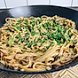 Alexandras karamelliserade lökpasta med chili och grädde