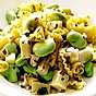 Bondbönsallad med pecorino