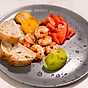 Camarones al ajillo con tostones