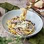 Enjoy Krämig oxfilépasta med tryffel och parmesan