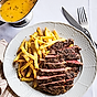 Entrecôte med hemgjorda pommes frites och chilibearnaise
