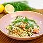 Fried rice med lax och spetskål