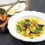 Gul curry med potatis och rostade kikärtor