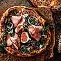 Julpizza med skinka och grönkål ny