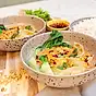 Krämig dumpling soup med röd curry