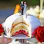 Leilas bröllopstårta på ställning
