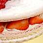 Macarontårta med jordgubbar
