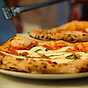Napolitanska pizza Margherita à la Ingrosso
