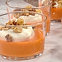 Pumpapannacotta med kanelrostade hasselnötter