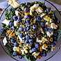 Quinoasallad med blåbär och senapsdressing