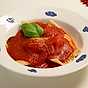 Ravioli della casa, hemmagjord ravioli i klassisk tomatsås