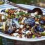 Rostad blomkålssallad med quinoa och fårost