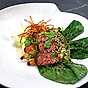 Ryggbiff med asiatisk chimichurri och misoslungad pak choi