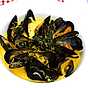 Saffranskokta musslor med pasta