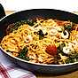 Spaghetti med räkor, vitlök och tomat