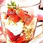 Superenkel trifle med jordgubbar