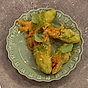 Tempurafriterade zucchiniblommor