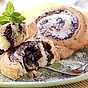 Vaniljrulltårta med nutellakräm och blåbär