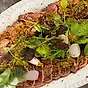 Vårsallad med kalv och tonfisk