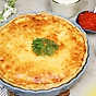 Västerbottenspaj med smörstekta kantareller och dill