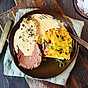 Williams entrecote med potatisgratäng och grönpepparsås