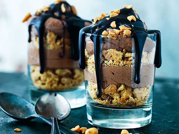 Snickersdessert