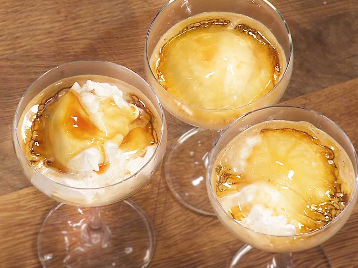 Affogato med rosmarinkolasås