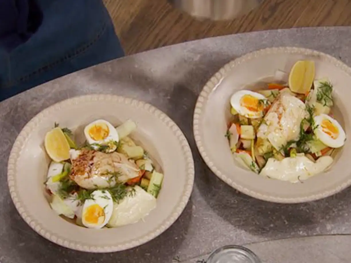 Ångad fisk med rotfrukter, brynt smör och aioli