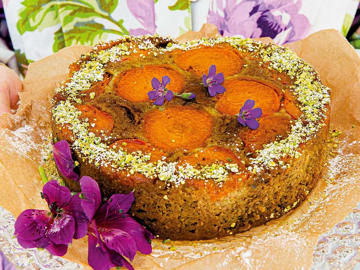 Aprikoskaka med pistage