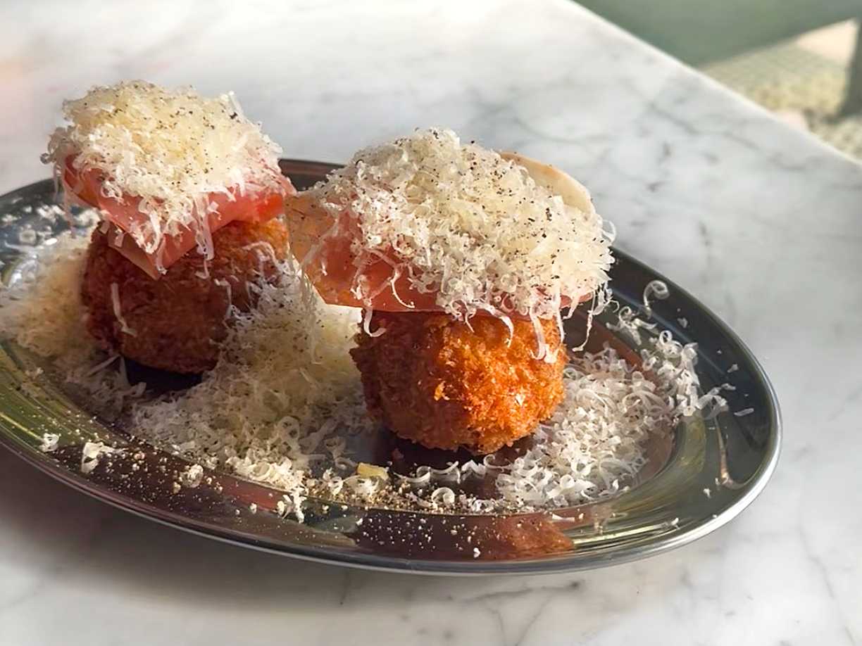 Arancini med prosciutto och parmesan