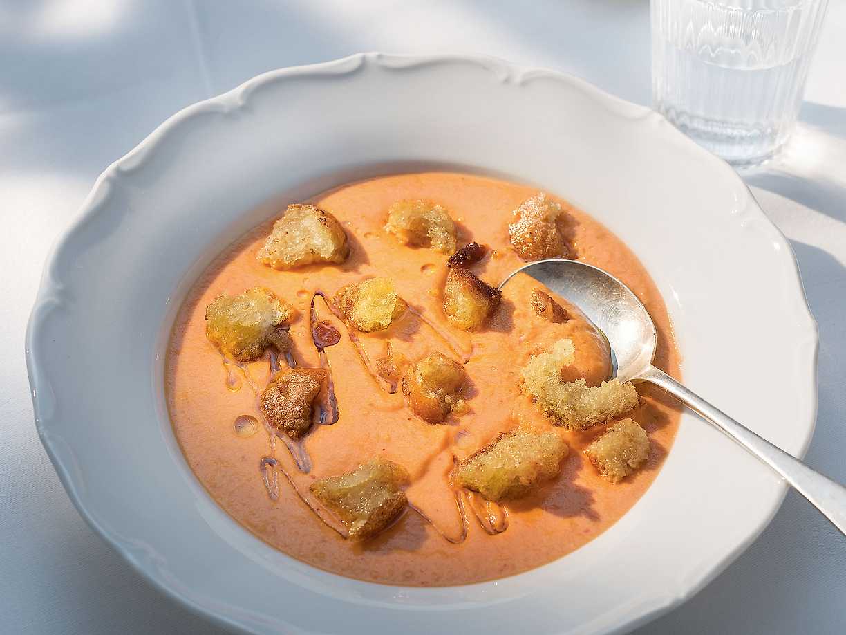 Bakad tomatsoppa med spiskummin och olivolja