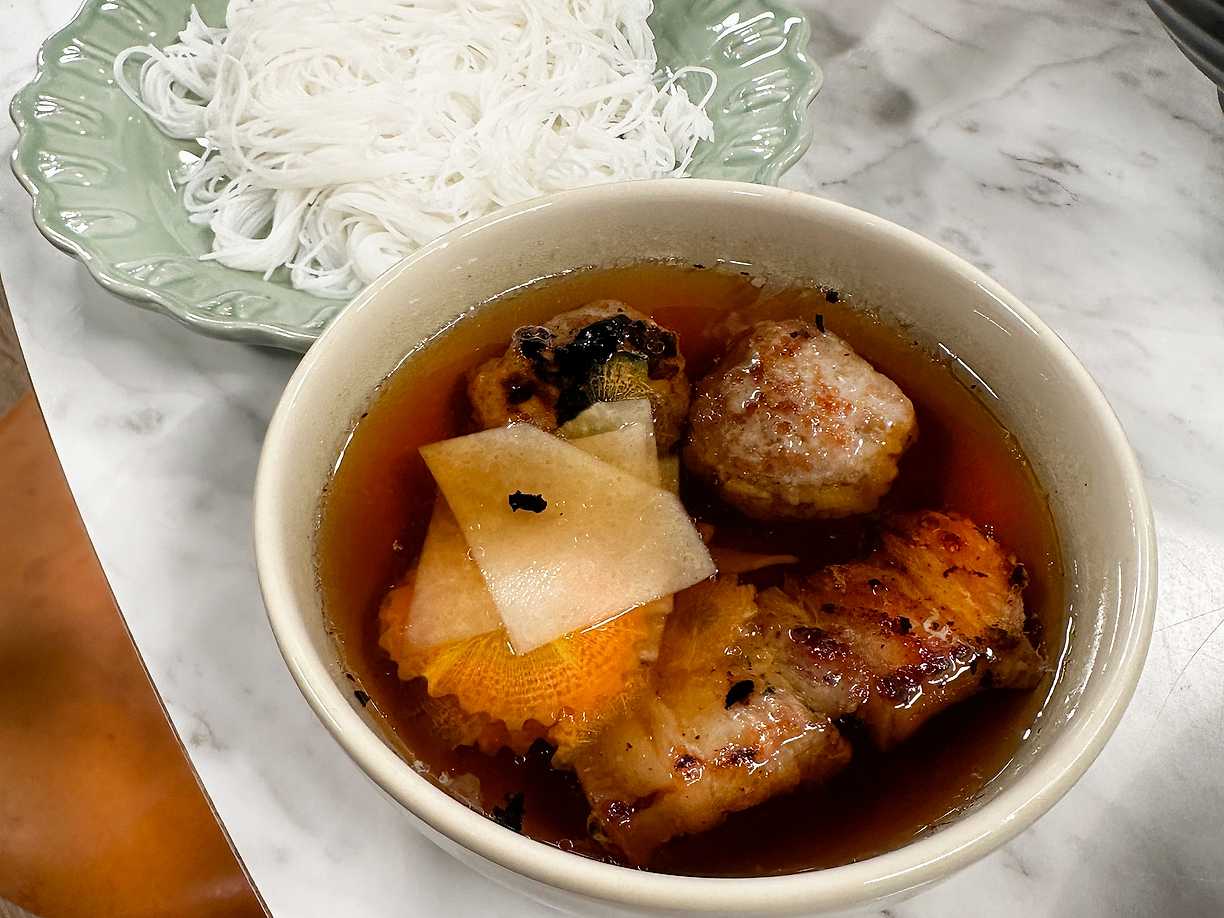 Bún chả Hà Nội