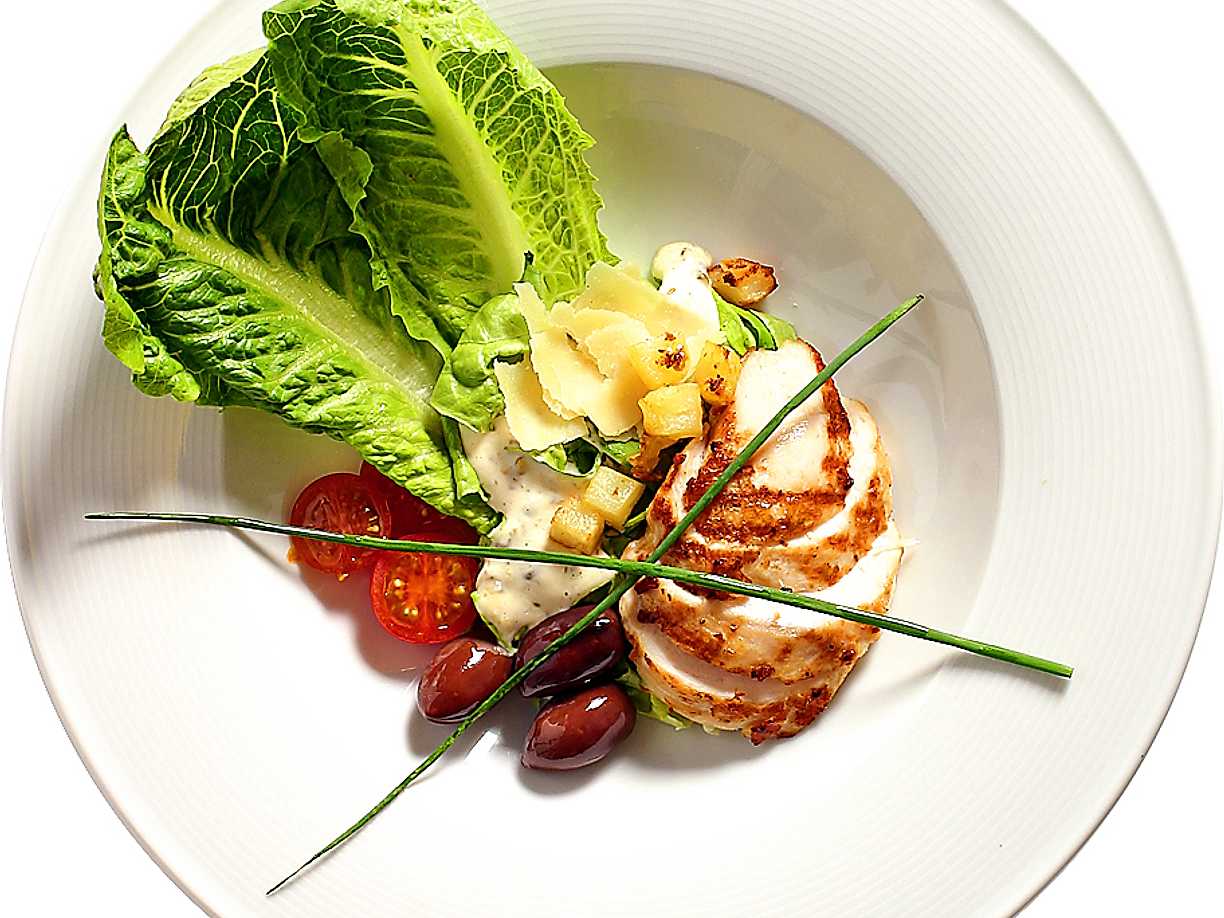 Caesarsallad med kyckling och potatiskrutonger