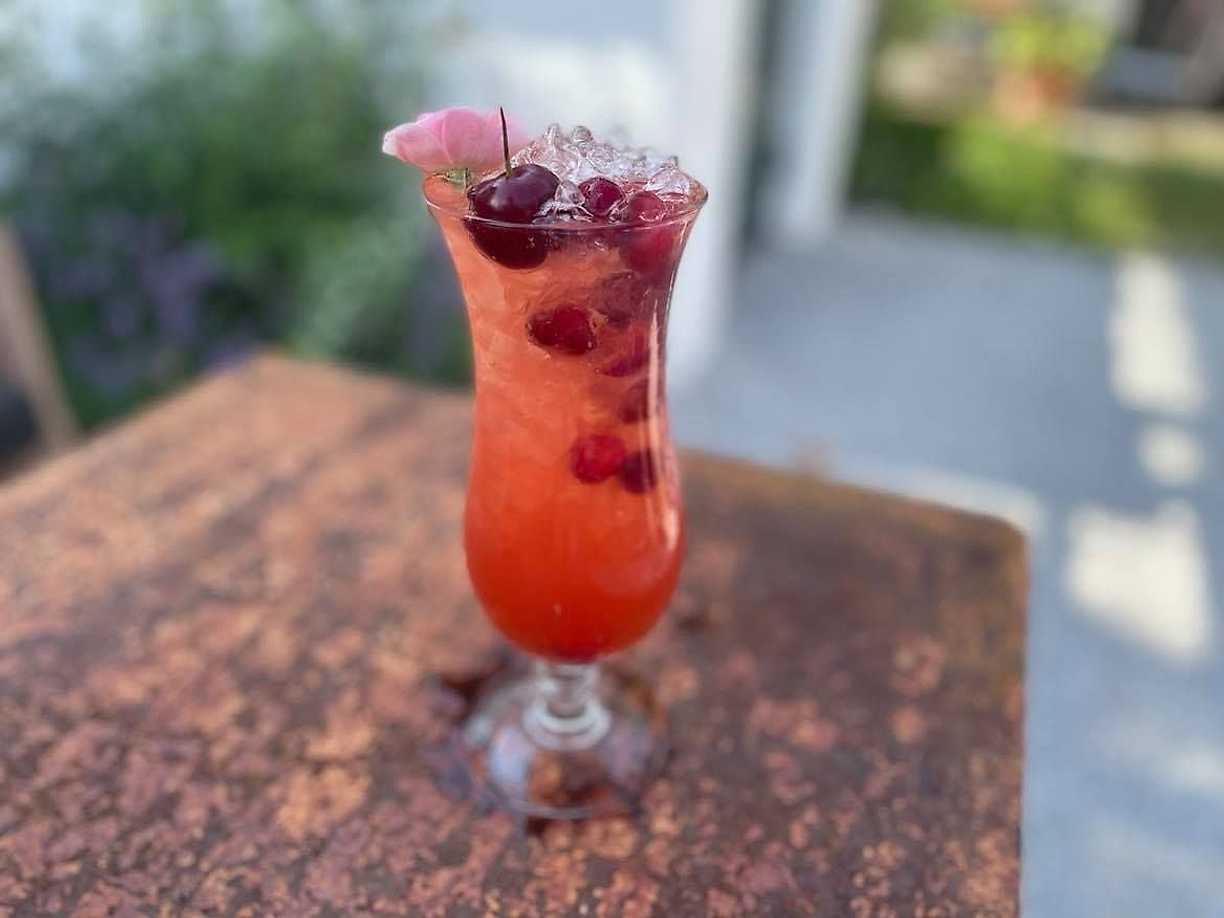 Cherry sherry ice tea