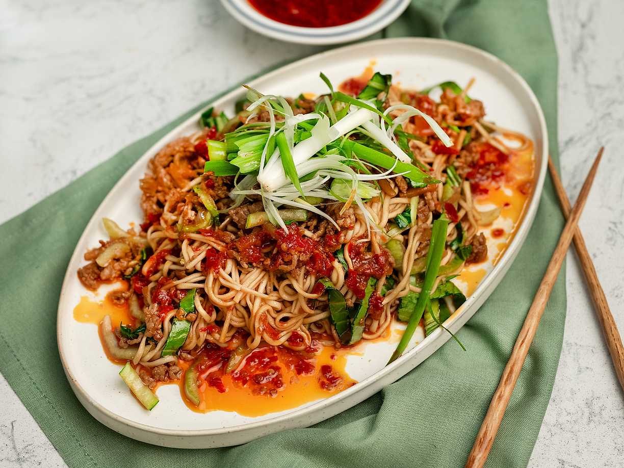 Chilinudlar med fläskfärs