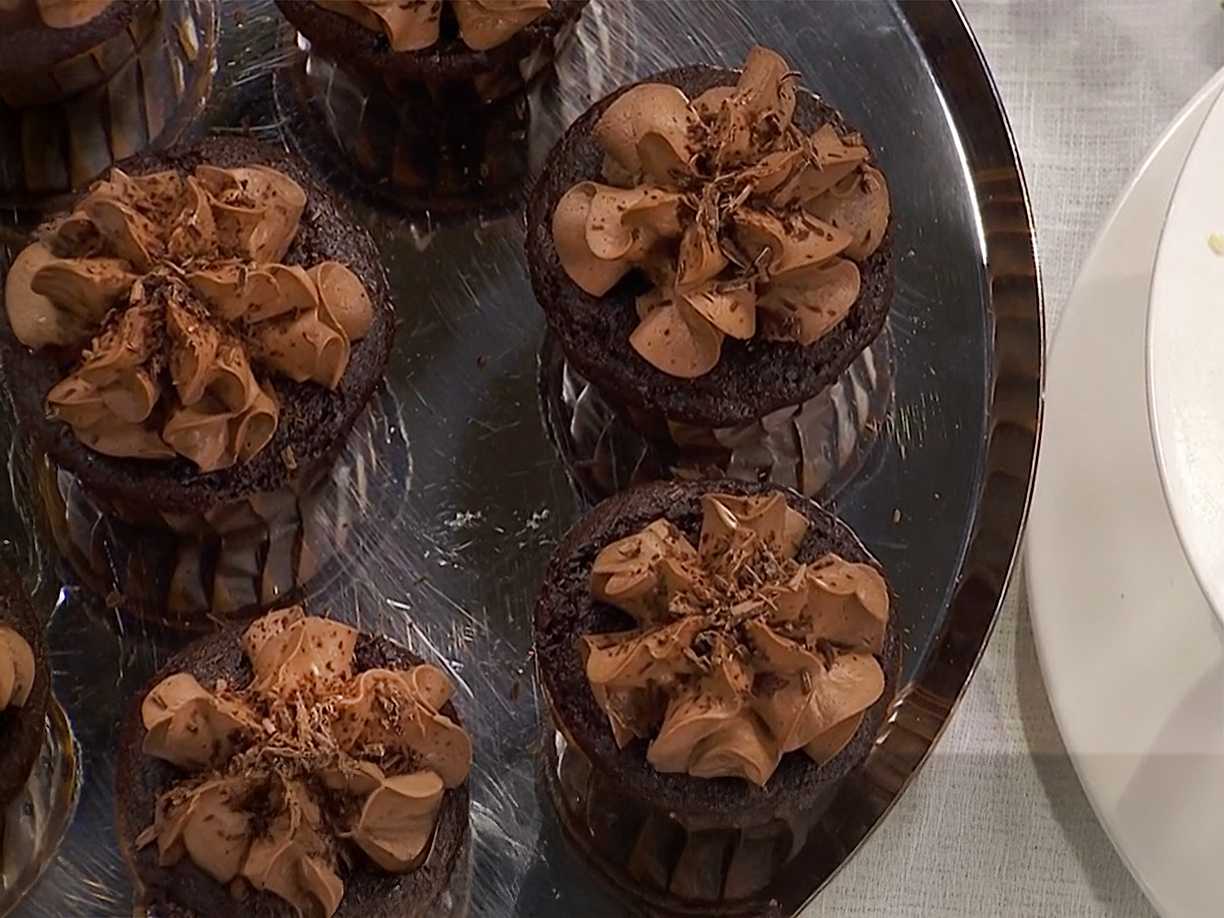 Chokladcupcakes med färskostkräm