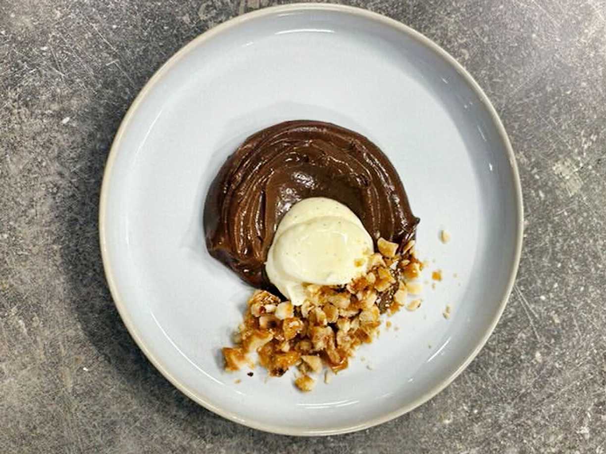 Chokladkräm med kanderade nötter