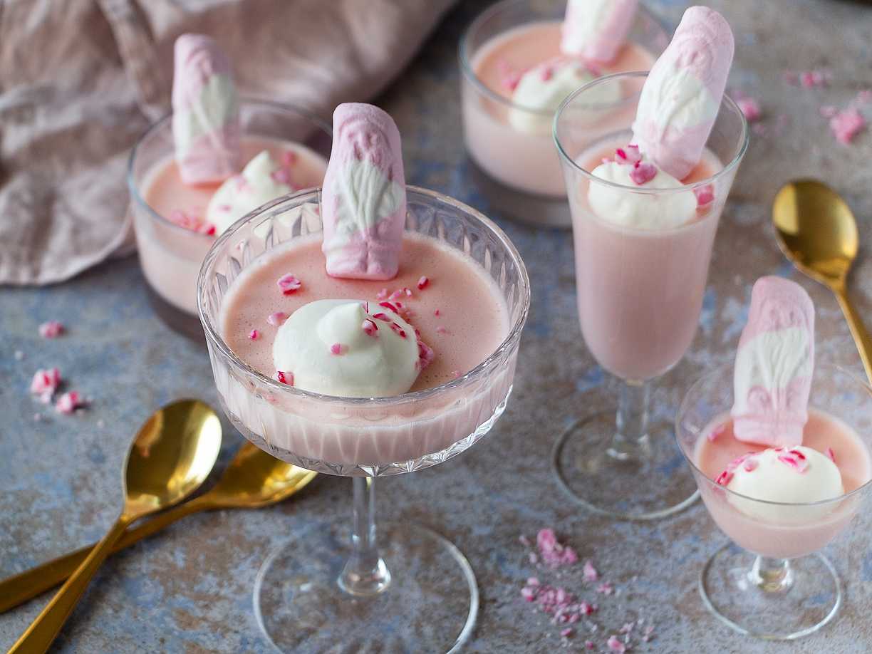 Enkel skumtomtepannacotta