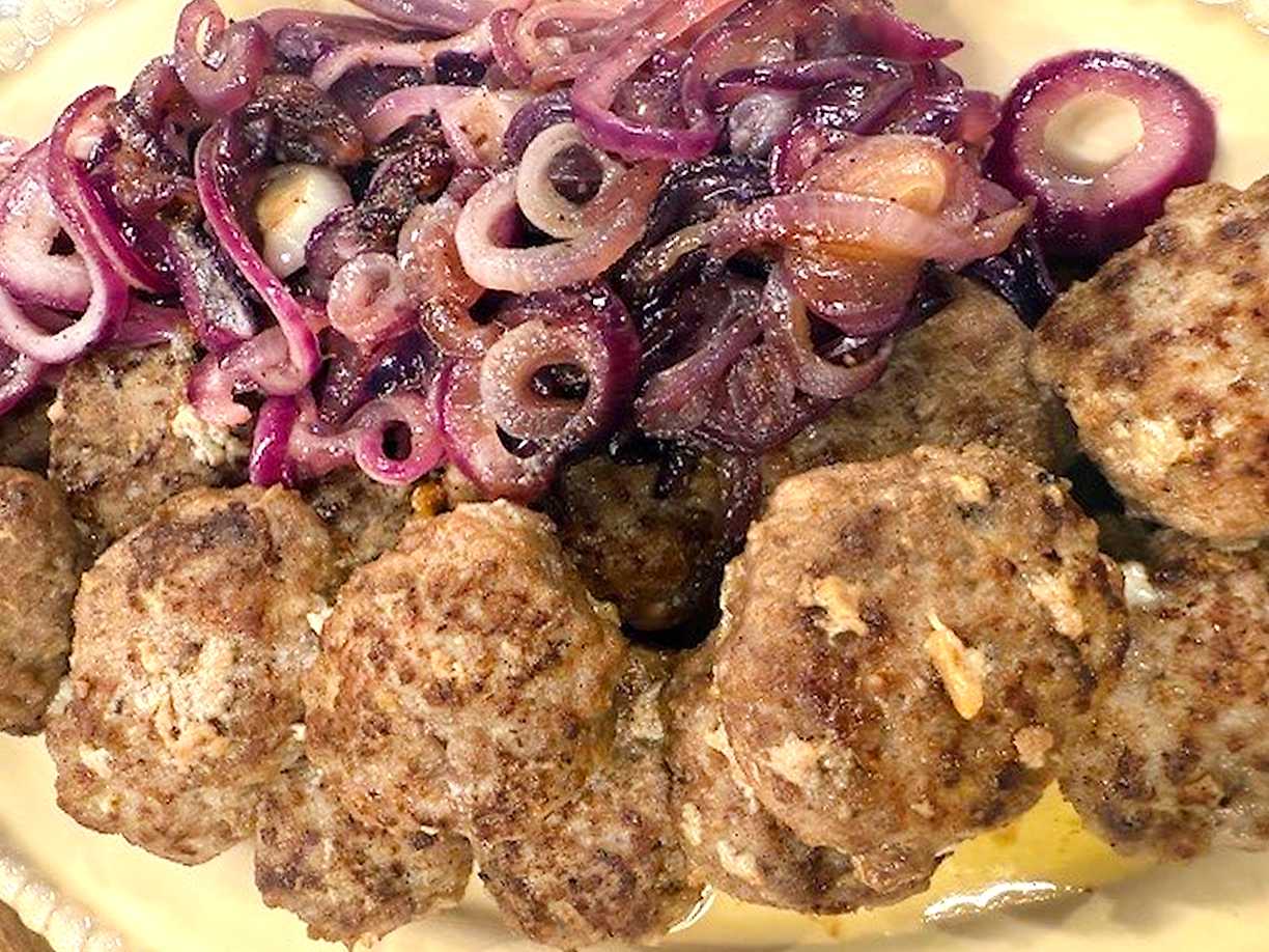 Enkla köttbullar eller pannbiffar