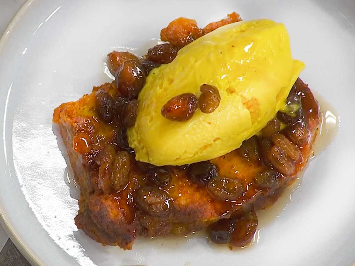 Fattiga riddare med saffransglass