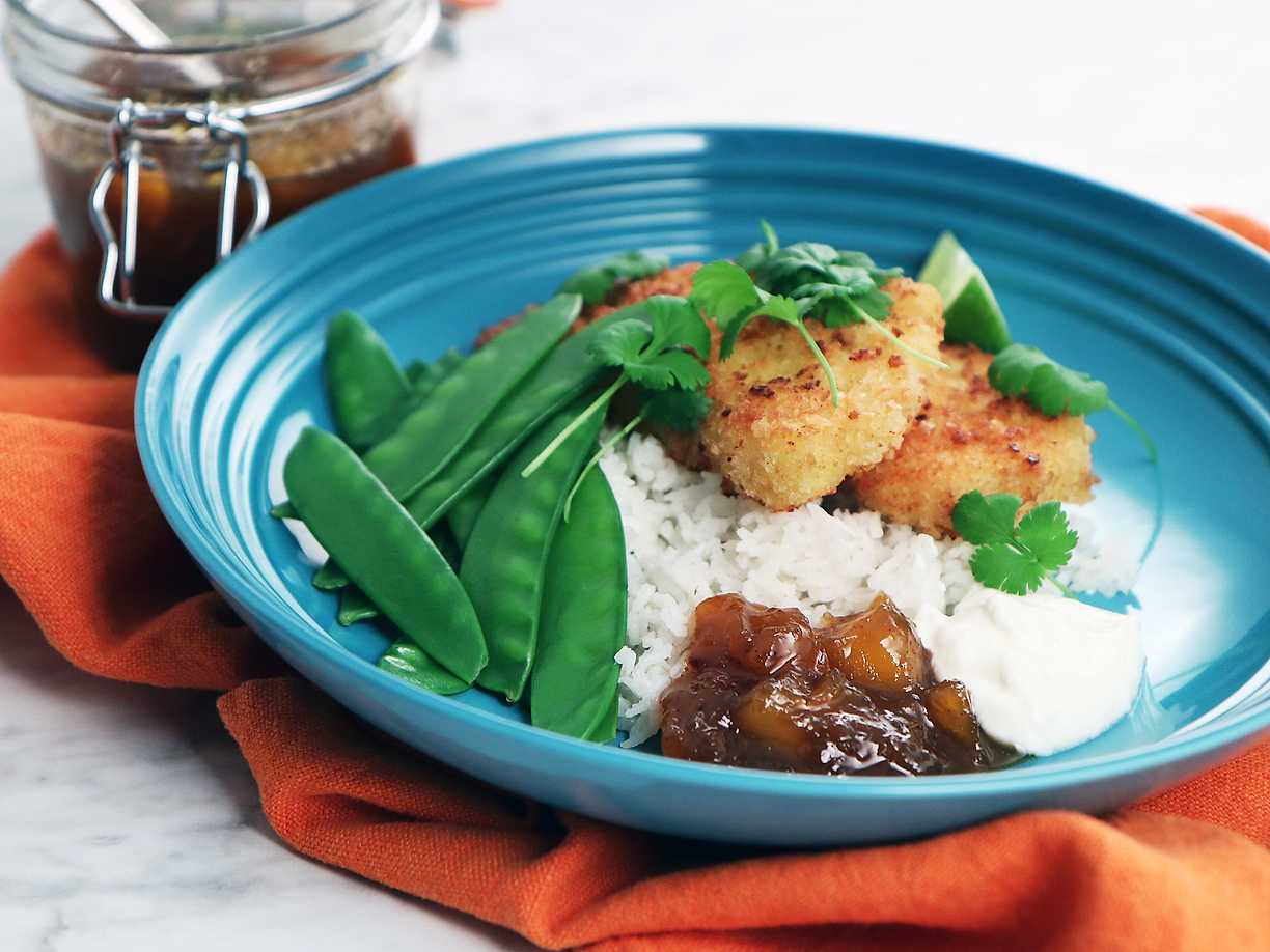Frasig Currytorsk Med Hemgjord Mangochutney K ket se Frasig Currytorsk Med Hemgjord Mangochutney K ket se