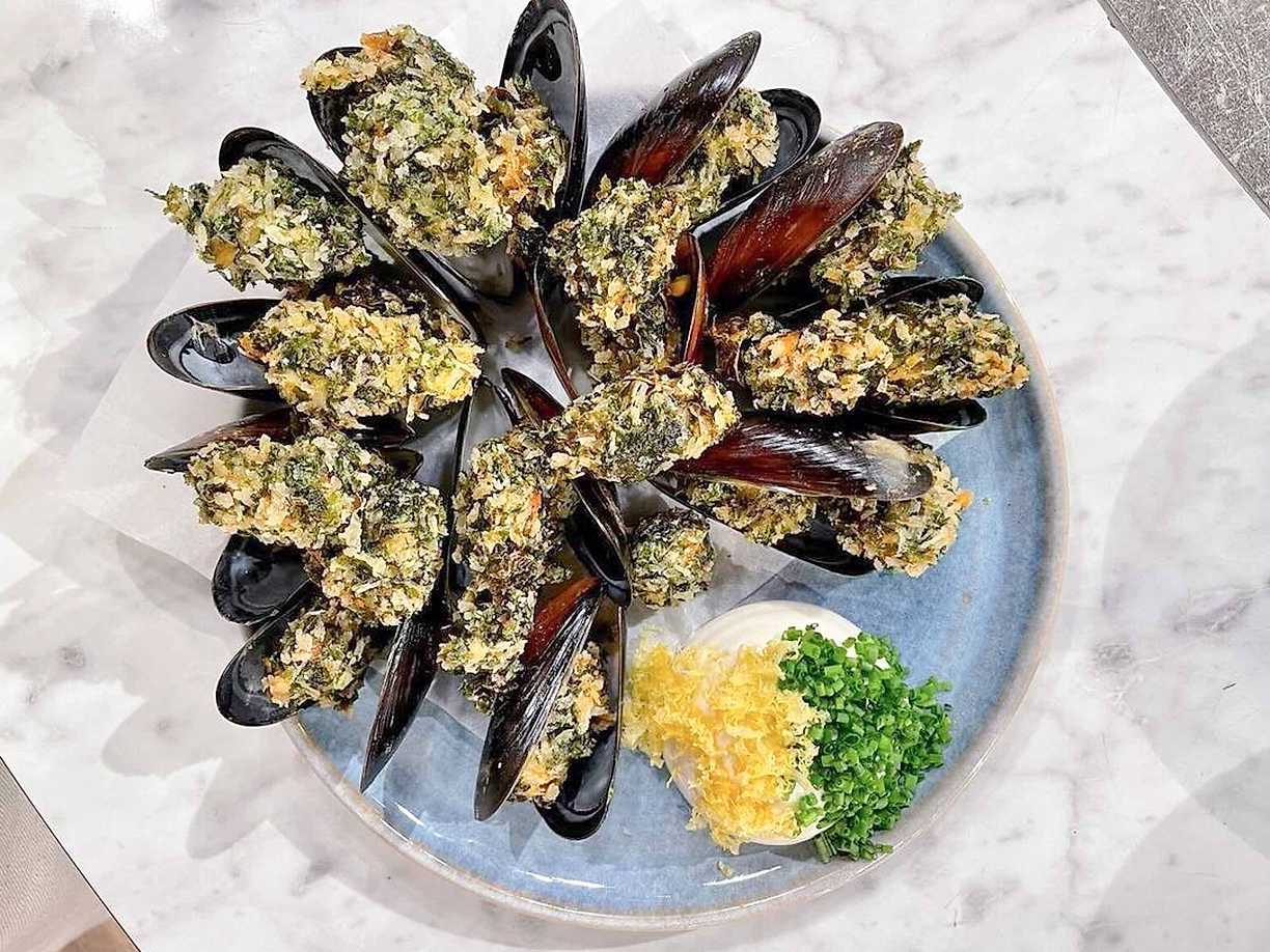 Friterade blåmusslor med kewpiemajonnäs