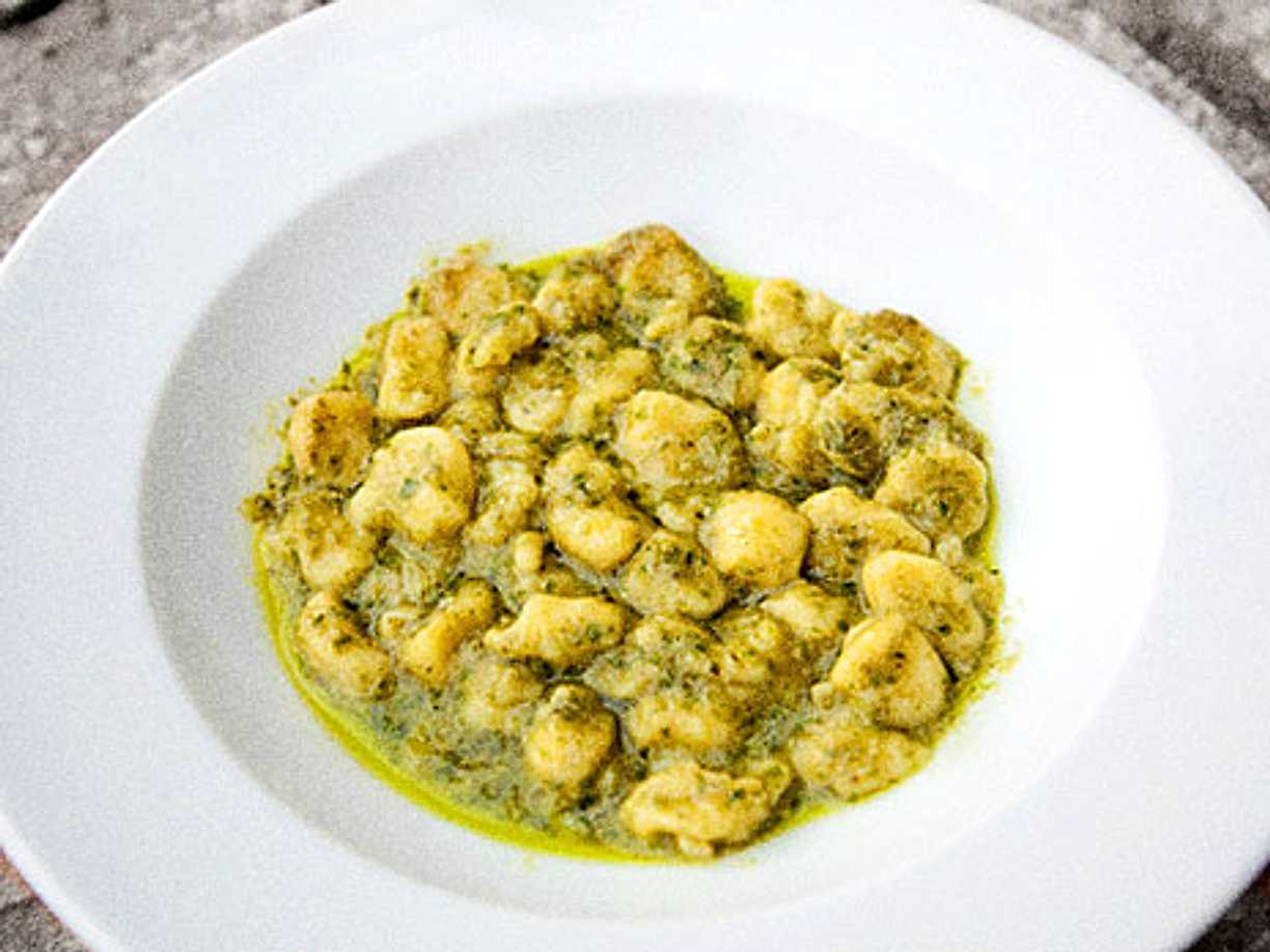 Gnocchi med pesto-image