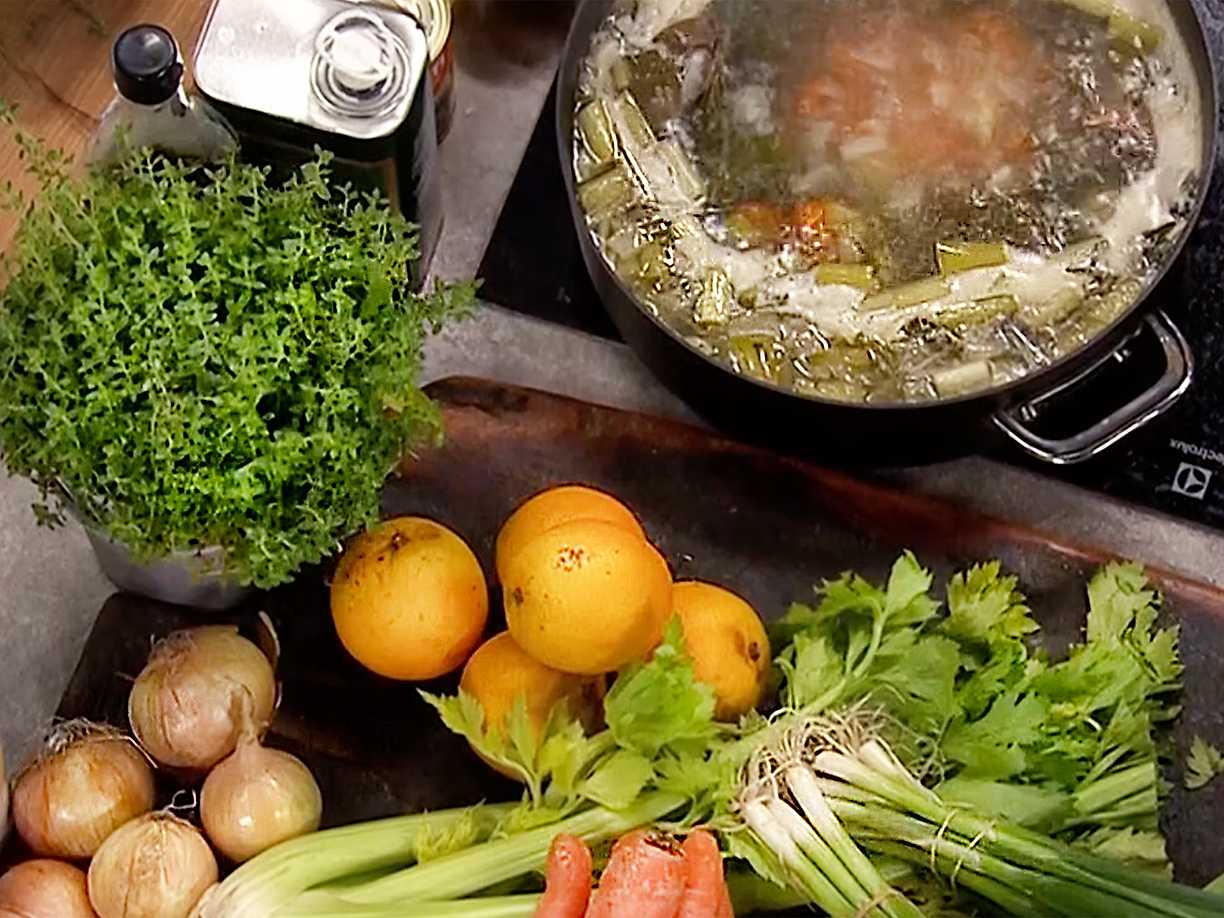 Grönsaksbuljong