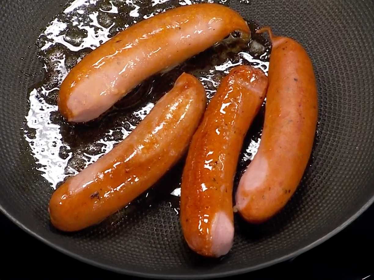 Hot-Dogs med BBQ-sås