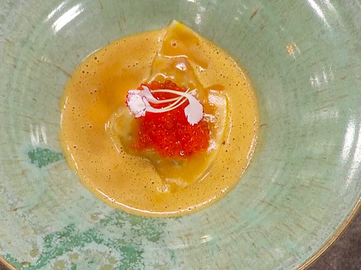 Hummersoppa med ravioli