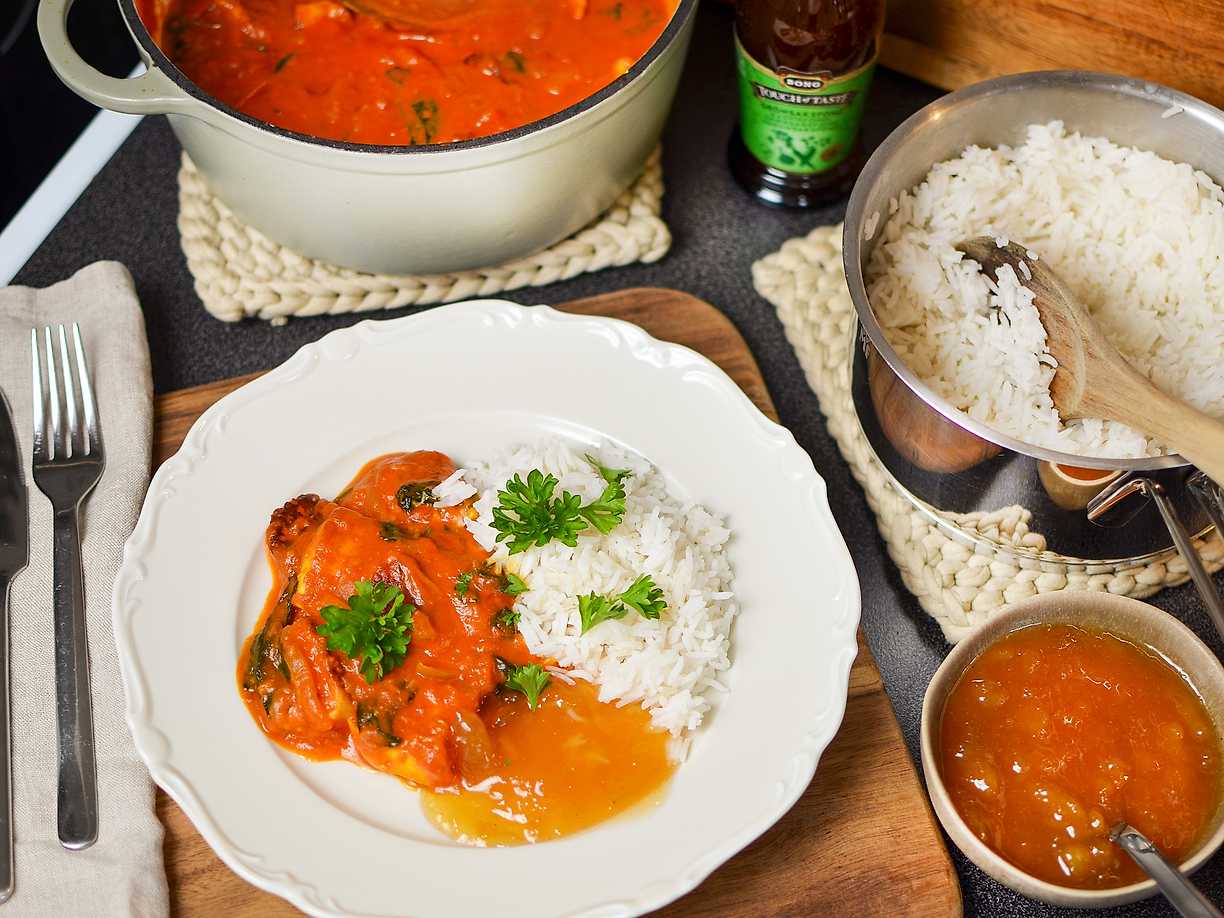 Indisk tomat- och halloumigryta