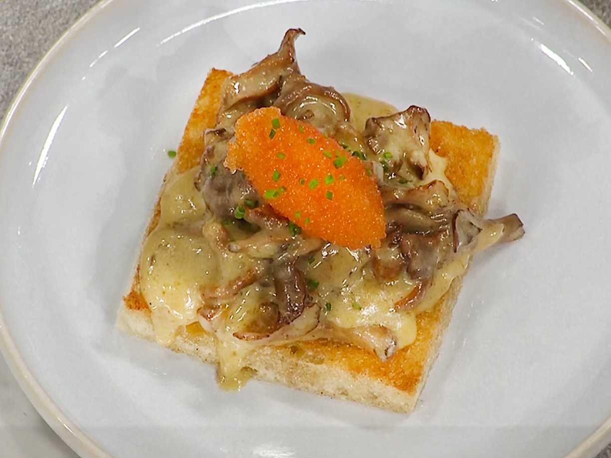 Kantarelltoast med löjrom