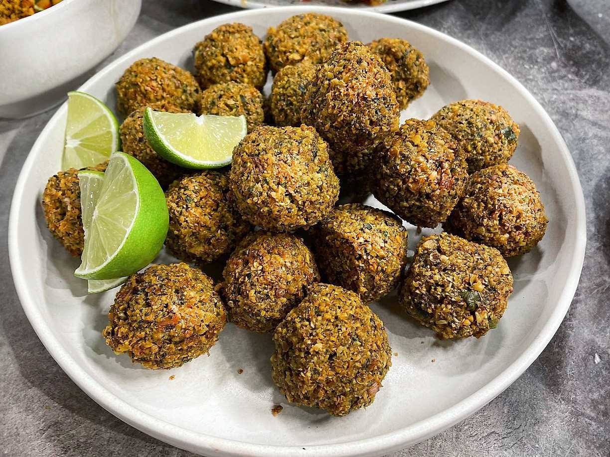 Kikärtsbollar med thaikryddor