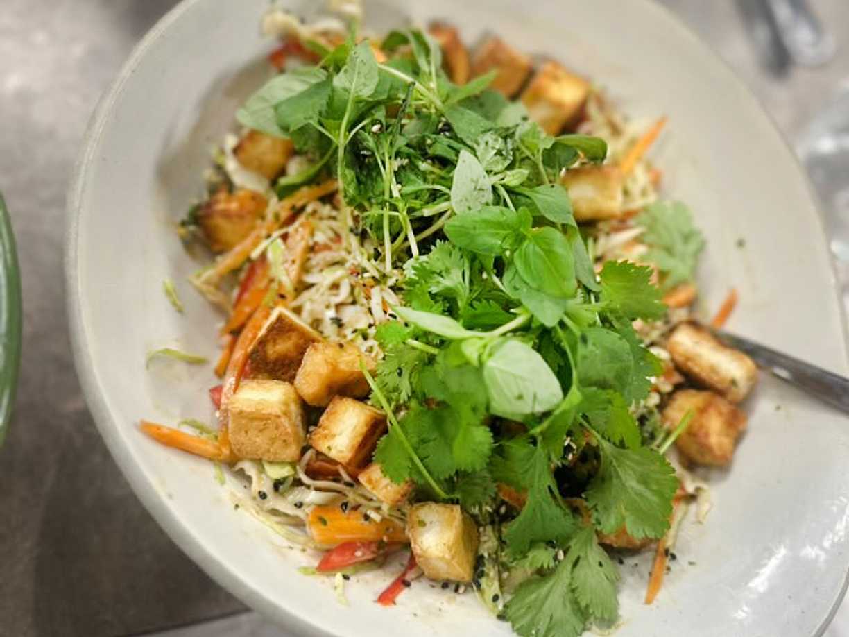 Kinesisk sallad med tofu